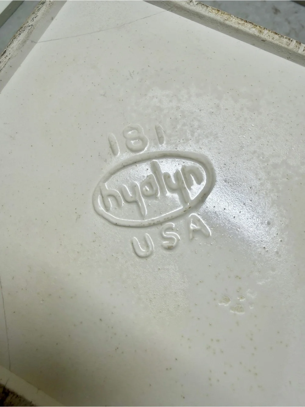 VINTAGE, HYALYN POTTERY CANNISTER WITH WOODEN LID.